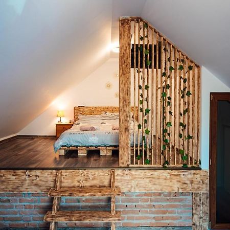 Casa Sara Hotel Turda Ngoại thất bức ảnh